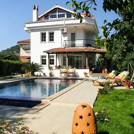Immaculate 3-bed Nest Otel 4*